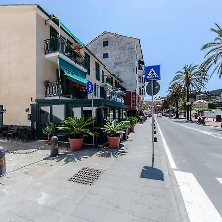 Joivy Inviting 1-bed Flat, Close To 2 Beaches, Sestri Levante