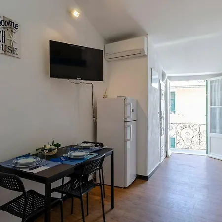 Joivy Inviting 1-bed Flat, Close To 2 Beaches, * Sestri Levante